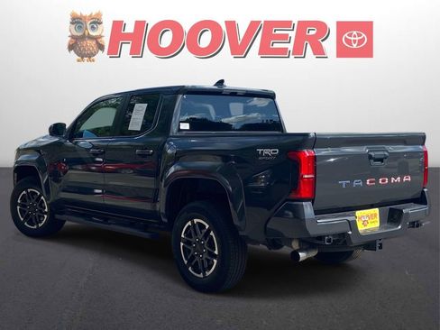 Used 2025 Toyota Tacoma TRD Sport RWD image 7