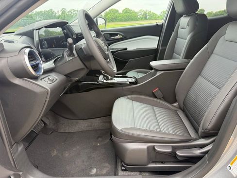 New 2026 Chevrolet Trax LT FWD image 26