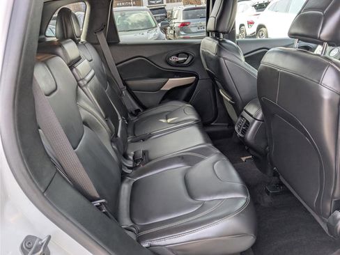 Used 2018 Jeep Cherokee Limited w/ High Altitude Package image 12