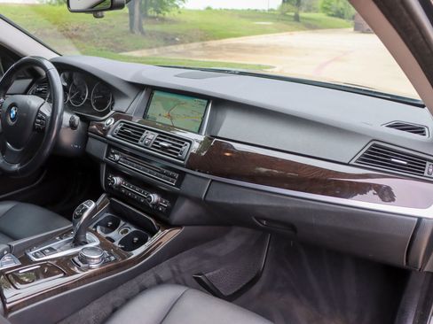 Used 2016 BMW 528i Sedan image 23