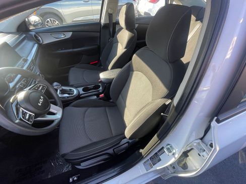 Used 2024 Kia Forte LXS image 37