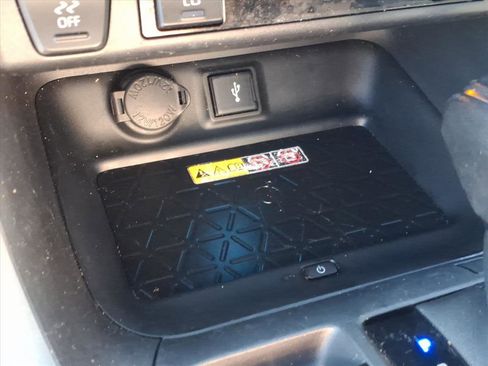 Used 2022 Toyota RAV4 XSE image 12