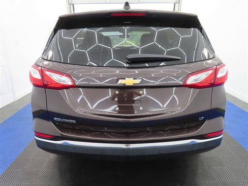Used 2020 Chevrolet Equinox LT FWD image 11