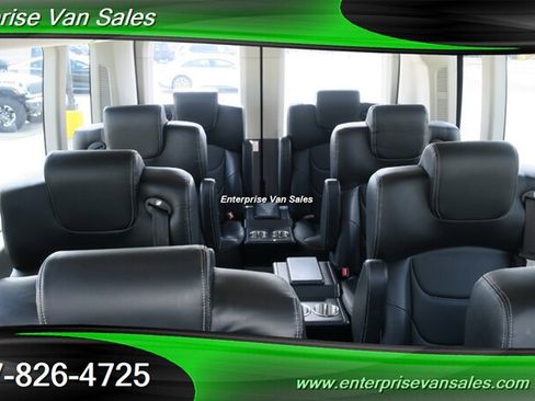 Used 2021 Ford Transit 350 XLT RWD image 2