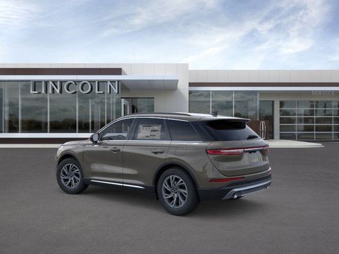 New 2026 Lincoln Corsair Premiere image 4