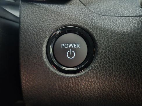 New 2026 Toyota Camry Hybrid FWD image 23