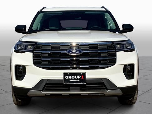 New 2026 Ford Explorer Active w/ Active Comfort Package image 3