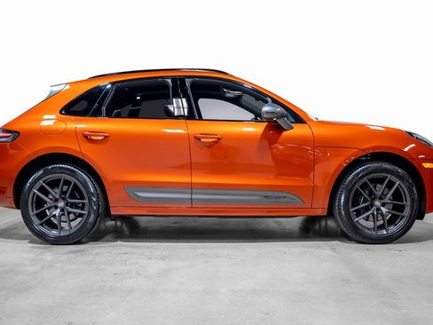 Used 2023 Porsche Macan T image 18