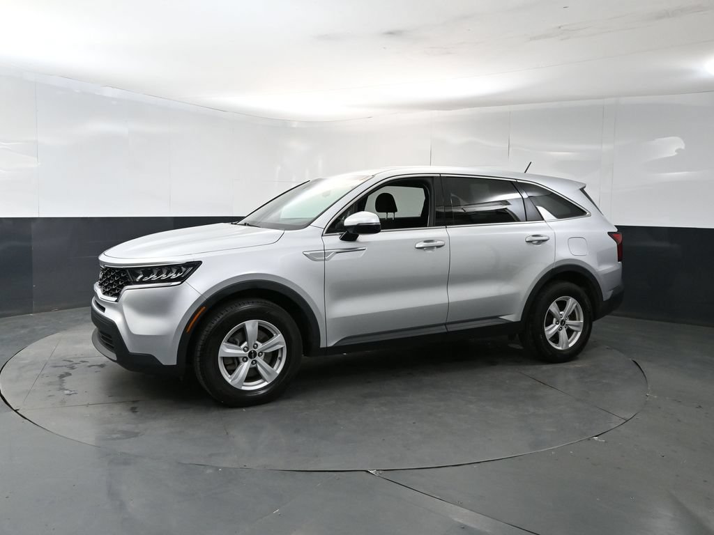 Used 2022 Kia Sorento LX FWD image 3