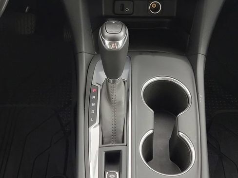 Used 2018 Chevrolet Equinox LT FWD image 24