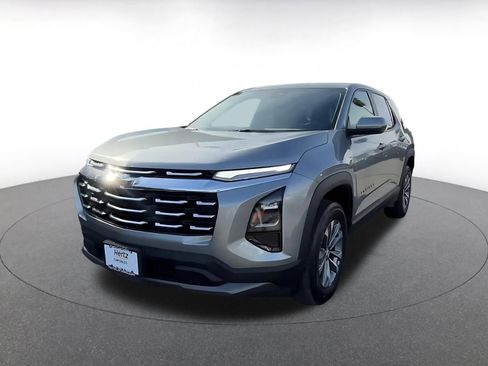 Used 2025 Chevrolet Equinox LT image 7