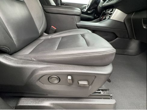 Used 2024 Chevrolet Tahoe LT RWD image 34