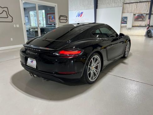Used 2020 Porsche 718 Cayman S w/ Sport Chrono Package image 47