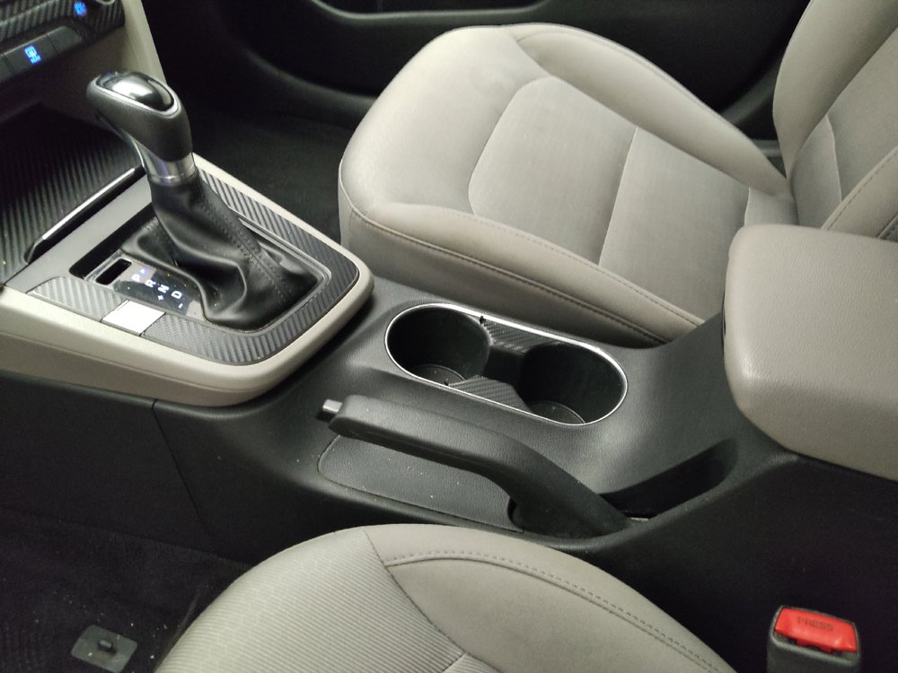 Used 2017 Hyundai Elantra SE FWD image 26