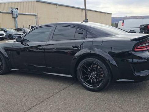 Used 2023 Dodge Charger SRT Hellcat w/ Harman/Kardon Audio Group RWD image 7