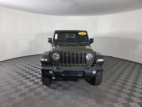 Used 2021 Jeep Wrangler Sport AWD/4WD image 4