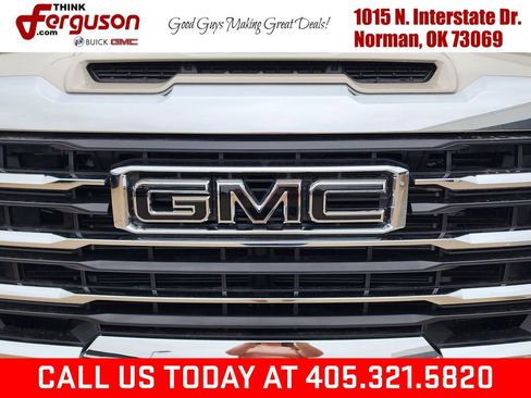 New 2026 GMC Sierra 2500 SLE w/ SLE Value Package; AWD/4WD image 9