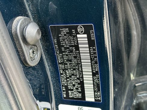 Used 2020 Toyota Camry LE w/ Carpet Mat Package FWD image 5