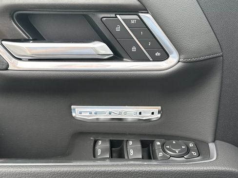 New 2026 GMC Sierra 1500 Denali AWD/4WD image 17