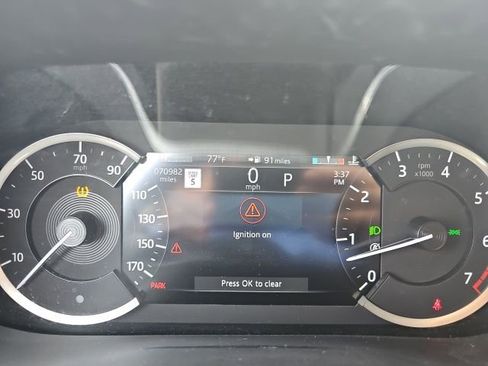 Used 2021 Jaguar F-PACE S image 10