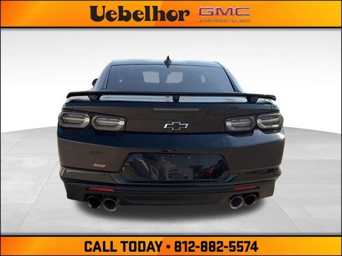Used 2019 Chevrolet Camaro SS RWD image 7