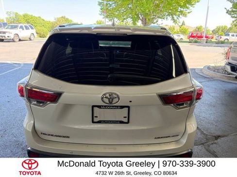 Used 2016 Toyota Highlander Limited Platinum AWD/4WD image 6