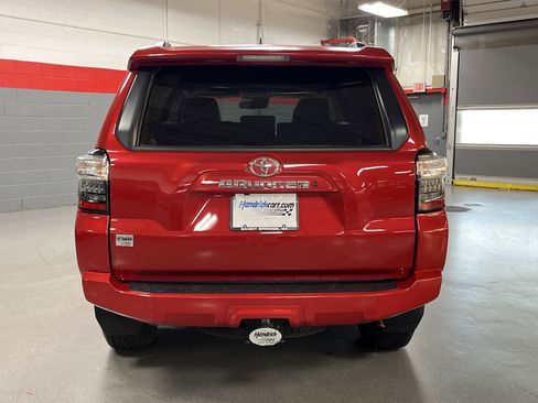 Used 2024 Toyota 4Runner SR5 Premium w/ Moonroof Package image 9
