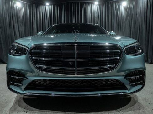 New 2026 Mercedes-Benz S 580 4MATIC Sedan image 2