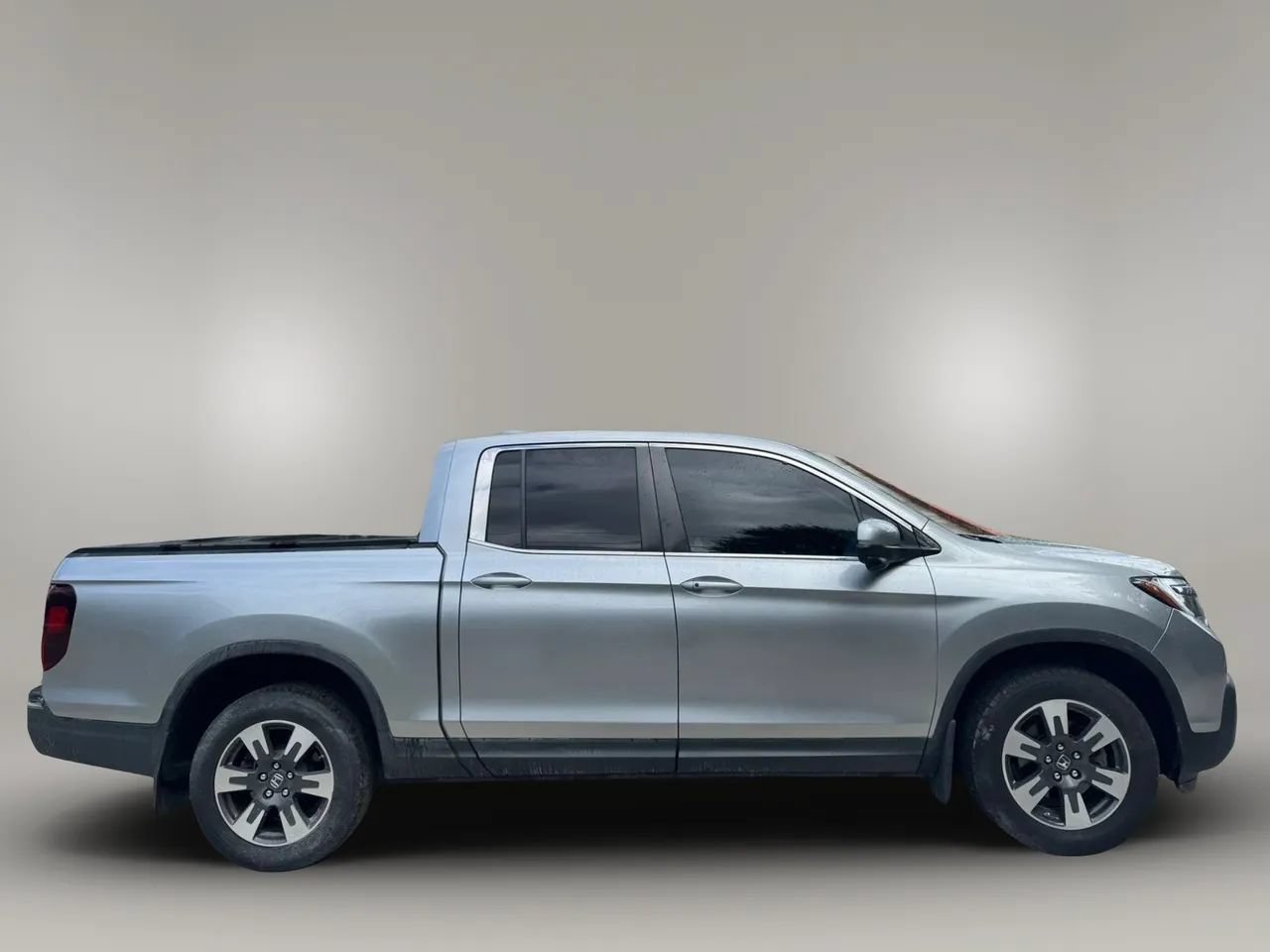 Used 2017 Honda Ridgeline RTL-T image 5