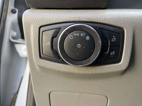 Used 2018 Ford F250 XL w/ Power Equipment Group image 28