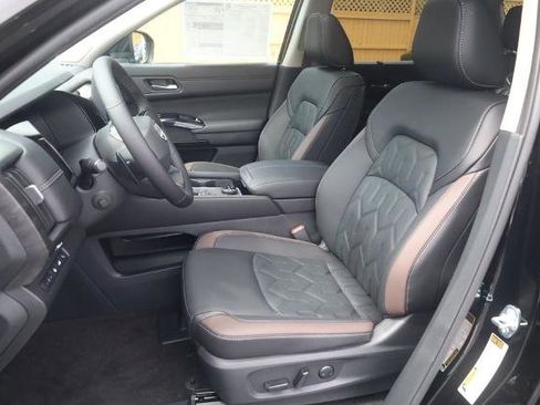 New 2026 Nissan Pathfinder Platinum AWD/4WD image 20