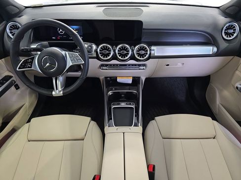 Certified 2026 Mercedes-Benz GLB 250 image 10