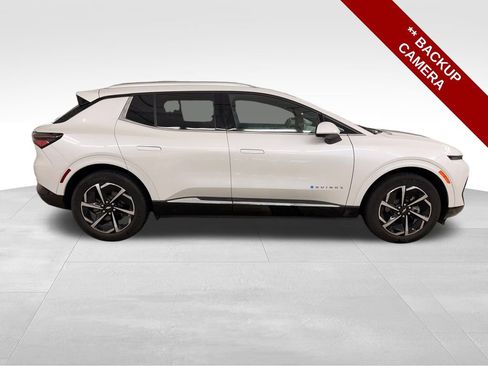 Used 2024 Chevrolet Equinox EV LT w/ LPO, Trailering Package image 9