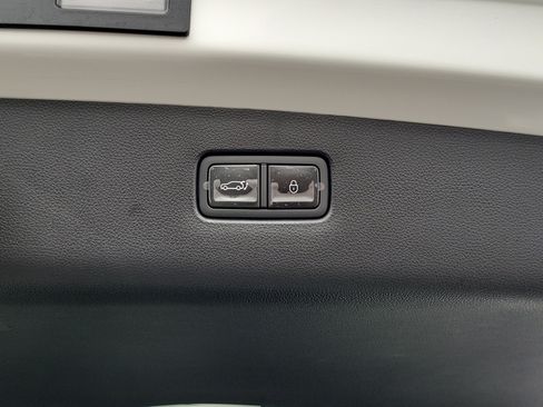 Certified 2026 Genesis GV70 3.5T Sport Advanced AWD/4WD image 19