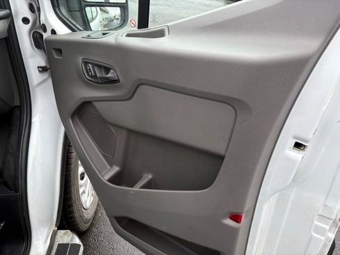 Used 2024 Ford Transit 250 Low Roof w/ Exterior Upgrade Package RWD image 26