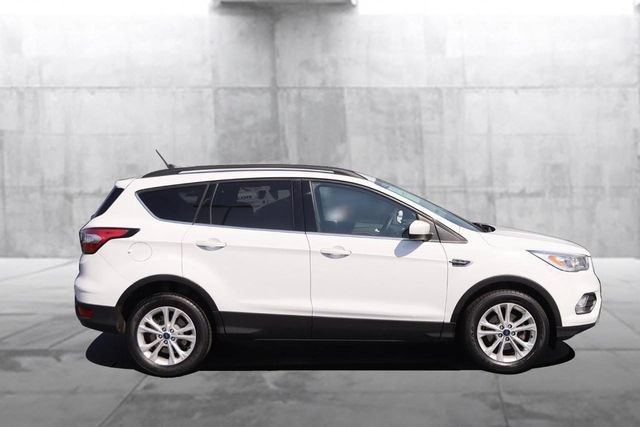Used 2018 Ford Escape SEL FWD image 5