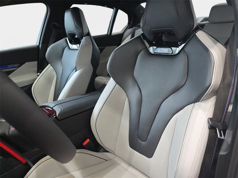 New 2026 BMW M5 Base w/ Carbon Package image 13