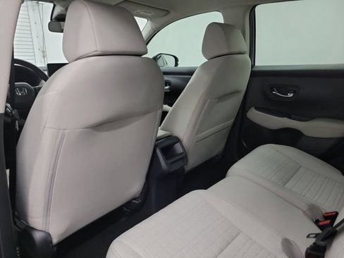 Certified 2025 Honda HR-V LX image 13