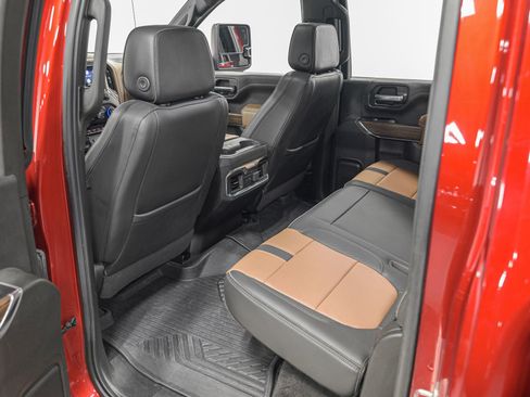 Used 2022 Chevrolet Silverado 2500 High Country w/ Safety Package II image 26