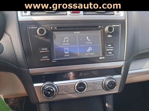 Used 2017 Subaru Outback 2.5i image 5