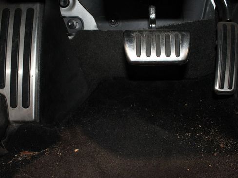 Used 2007 Saturn Sky w/ Premium Trim Pkg image 36