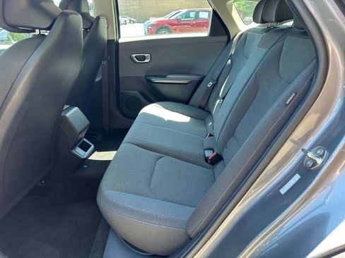 Used 2025 Kia K4 FWD image 24