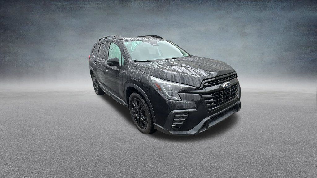Used 2023 Subaru Ascent Onyx Edition AWD/4WD image 2