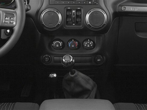 Used 2014 Jeep Wrangler Unlimited Sport w/ Quick Order Package 24S AWD/4WD image 13