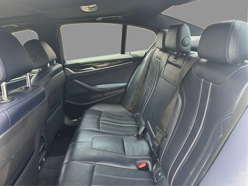 Used 2018 BMW 530i xDrive AWD/4WD image 26