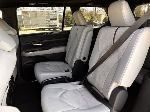 New 2026 Toyota Grand Highlander AWD Hybrid image 26