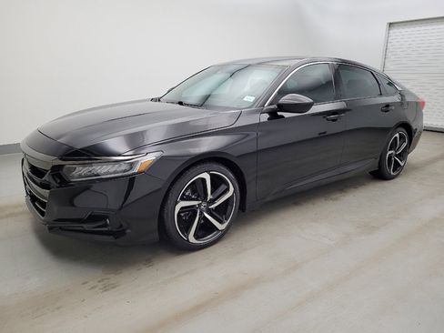 Used 2021 Honda Accord Sport image 2