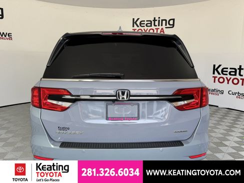 Used 2024 Honda Odyssey Touring image 6
