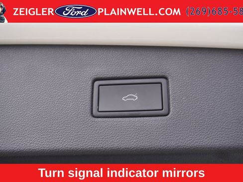 Used 2024 Volkswagen Tiguan Wolfsburg Edition FWD image 12
