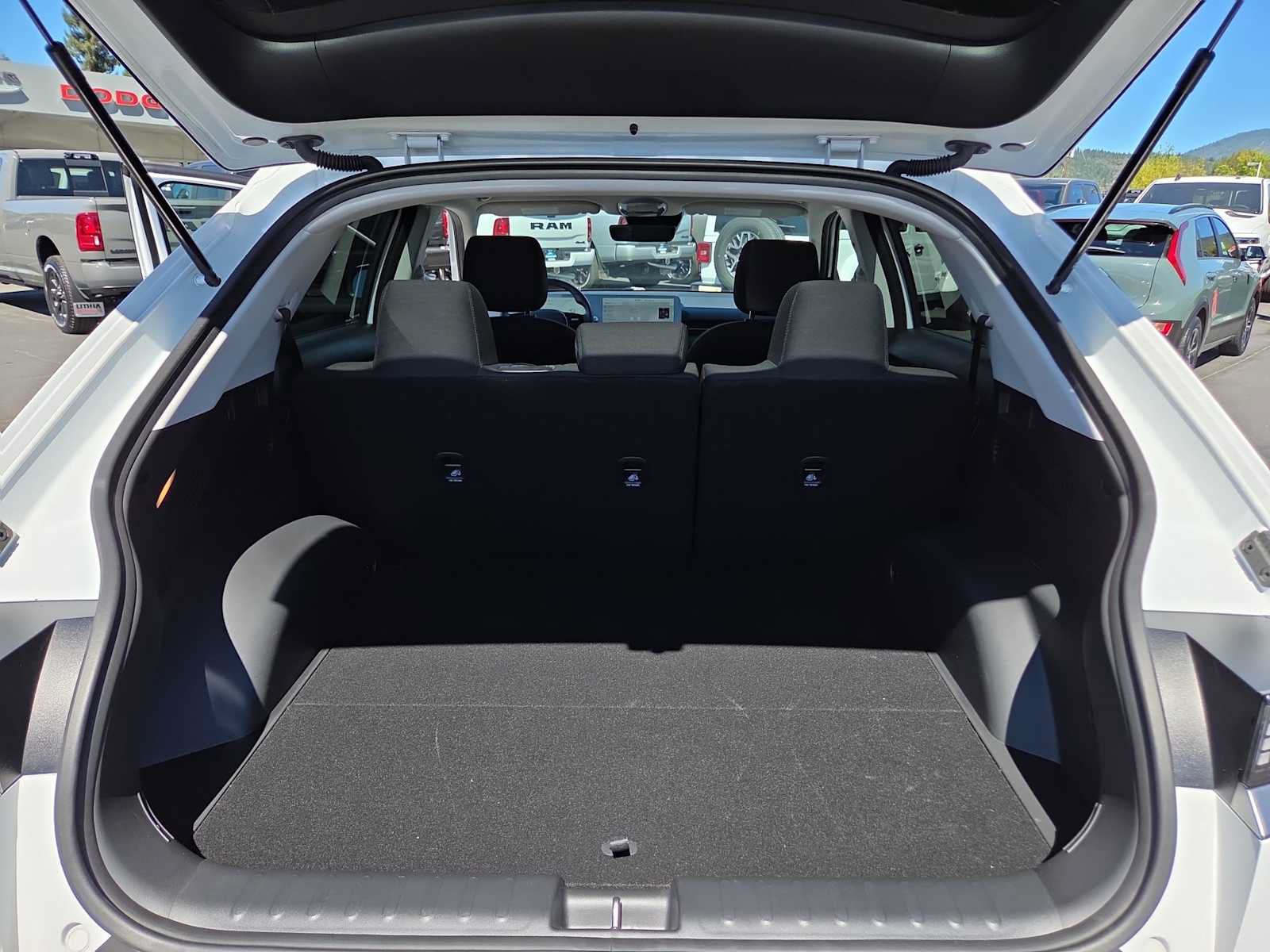 Used 2024 Hyundai Ioniq 5 SE RWD image 27